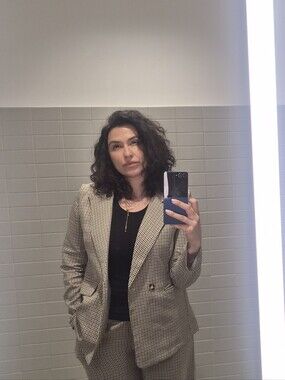 Meet your Posher, Justina